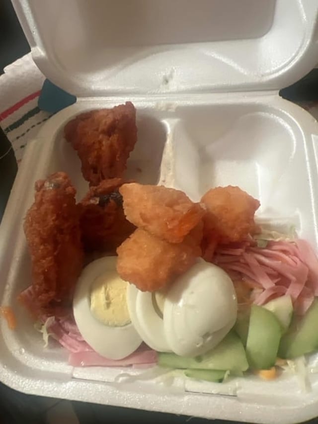 Combination (3 Shrimp & 3 Chicken Wings) with Salad.